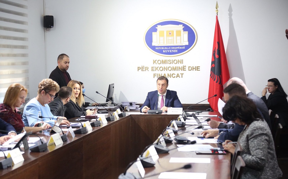 Ekonomia kalon projektligjin per bastet sportive, neser votohet ne Kuvend
